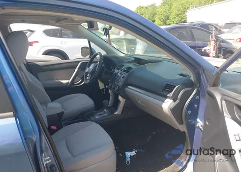 2015 Subaru Forester 2.5I Premium z USA, uszkodzony, nr VIN JF2SJADC1FH815464